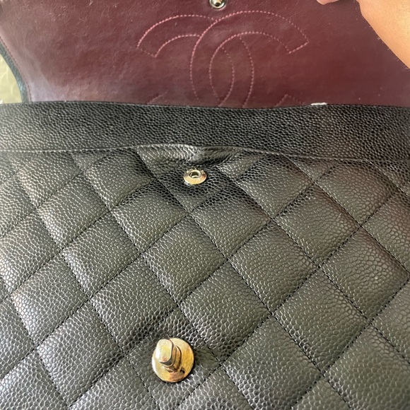 CHANEL caviar maxi double flap quilted black silver hardware - Picture 8 of 14